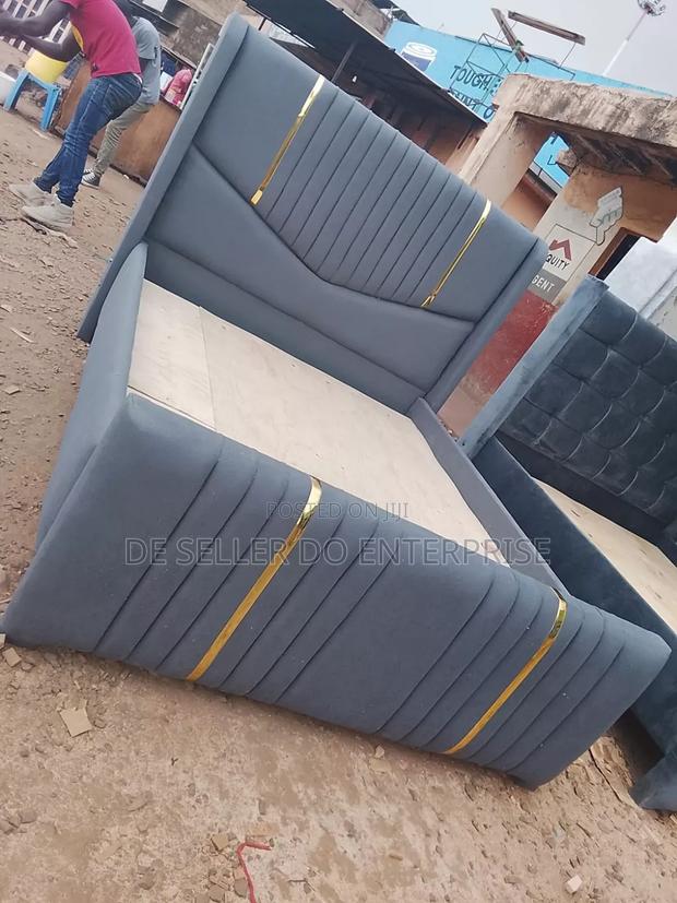 Chesterfield Bed 5*6