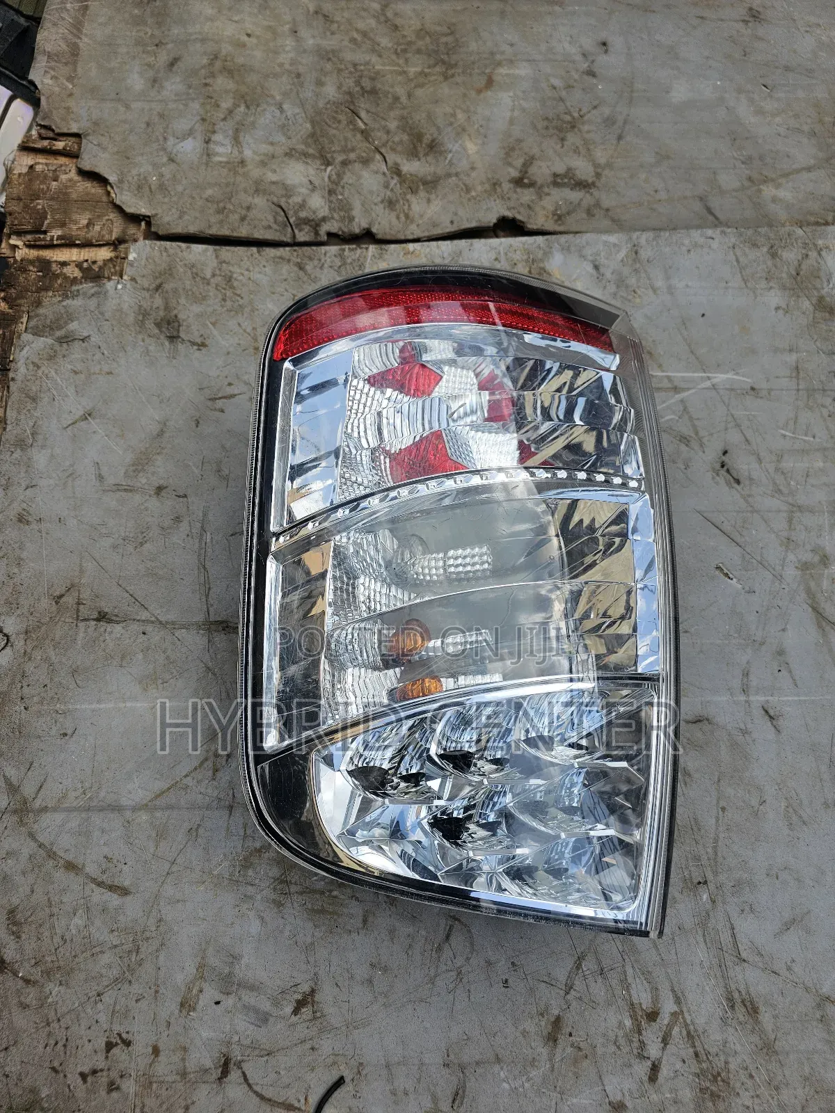 Toyotaprius Back Light Old Model on Offer