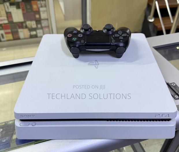 Ex Uk Snow White Ps4 Slim - main view