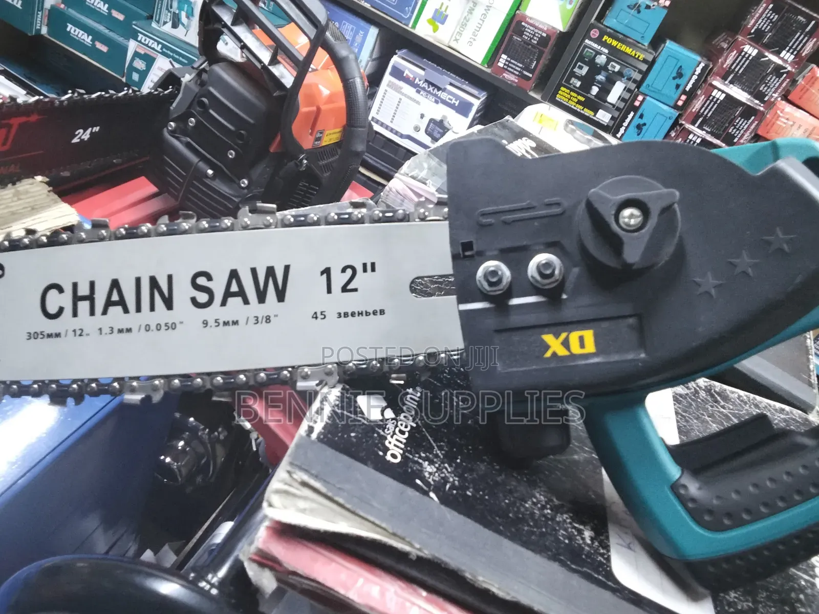 Makita Cordless 88v 12" Chain Saw / Available Chain Saw