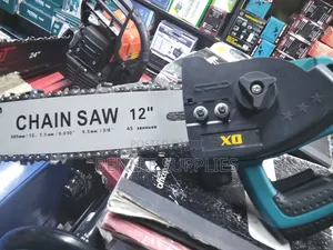 Makita Cordless 88v 12" Chain Saw / Available Chain Saw