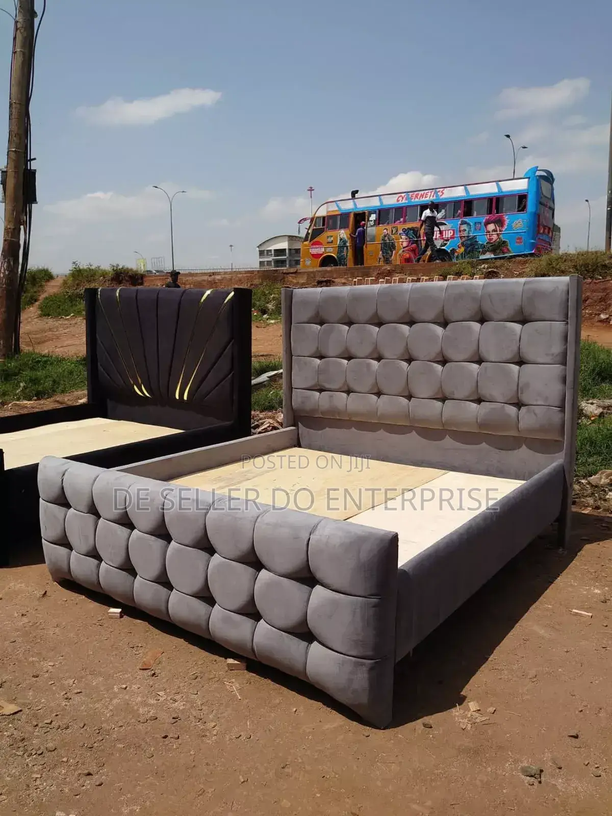 Box Chesterfield Bed