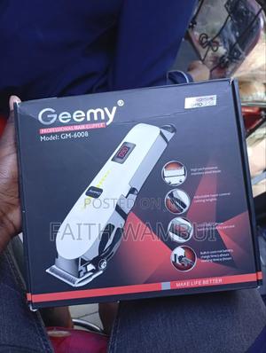 Geemy Professional Hair Clippers - thumbnail 2