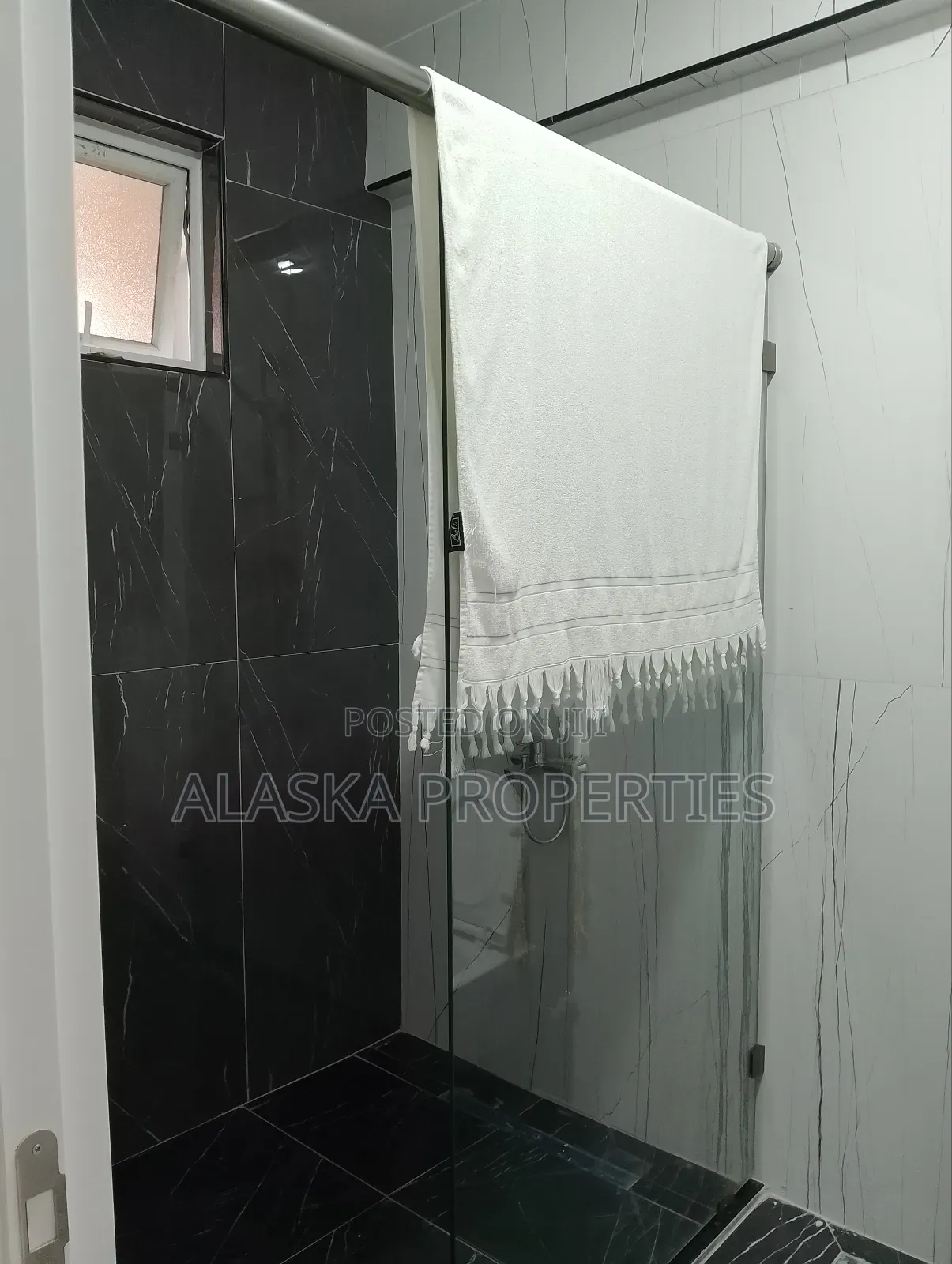 Furnished 3bdrm Apartment to Let in Nyali Estate
