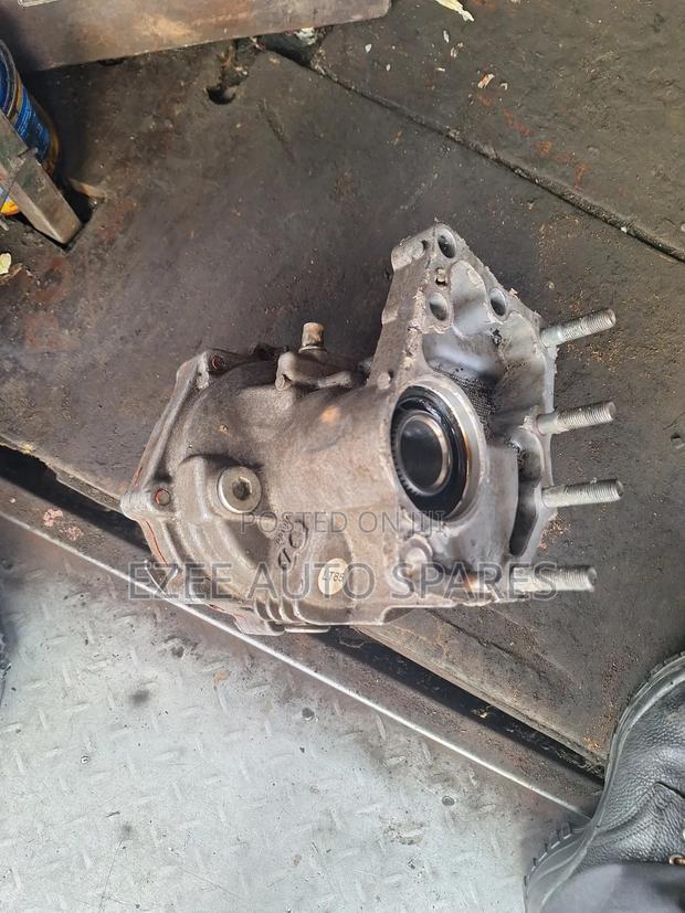 Front Differential Toyota Rav 4 - thumbnail 2