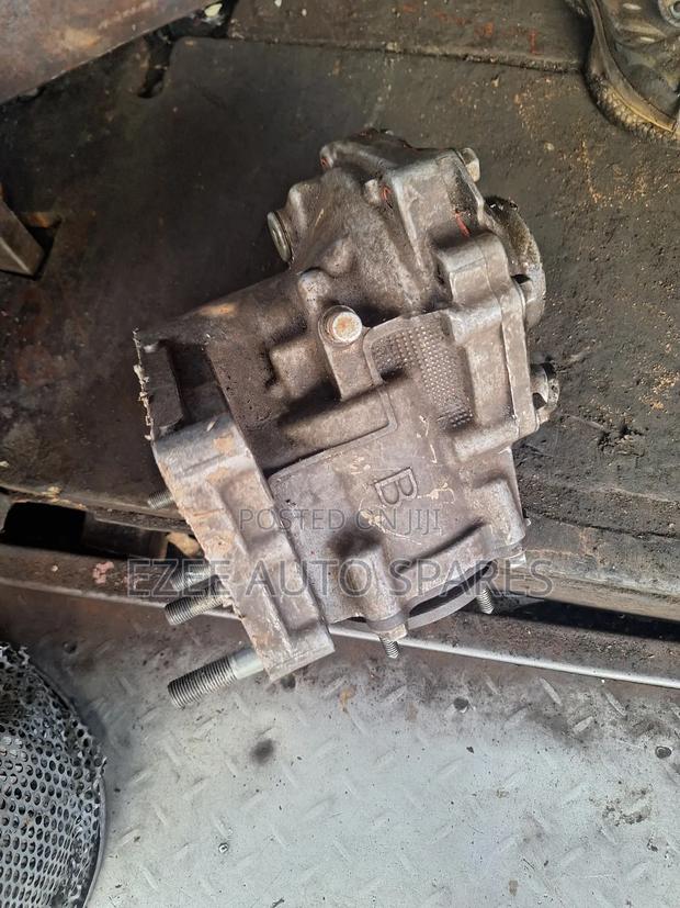 Front Differential Toyota Rav 4 - thumbnail 3