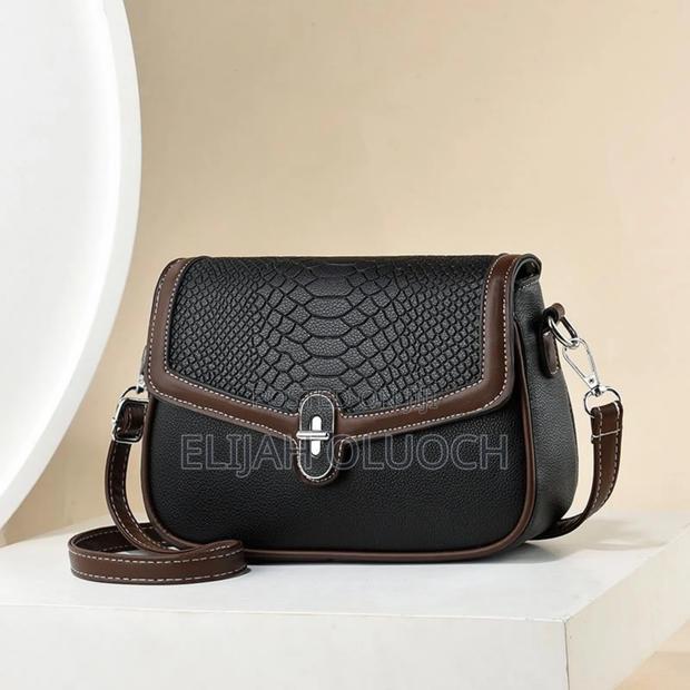 Fashion Shoulder Bag - thumbnail 5