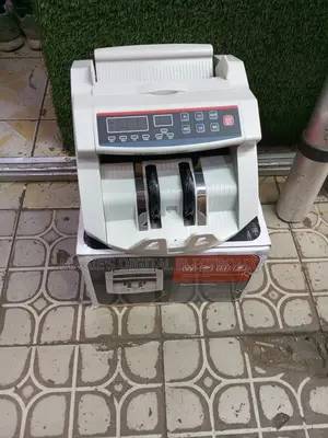Super Excellent Red Bill Counter