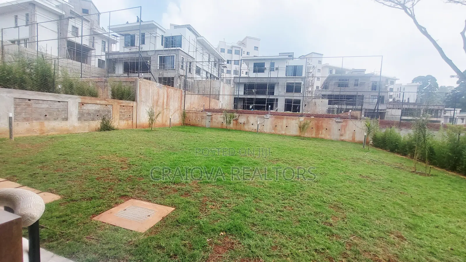 4bdrm Townhouse/Terrace in Loresho for sale