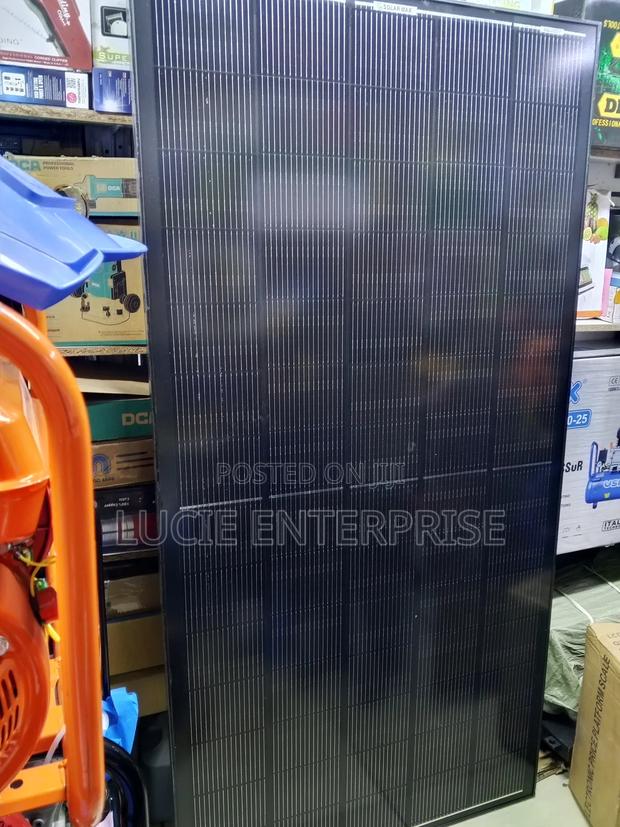 All Weather Solar Panel 580watts - main view