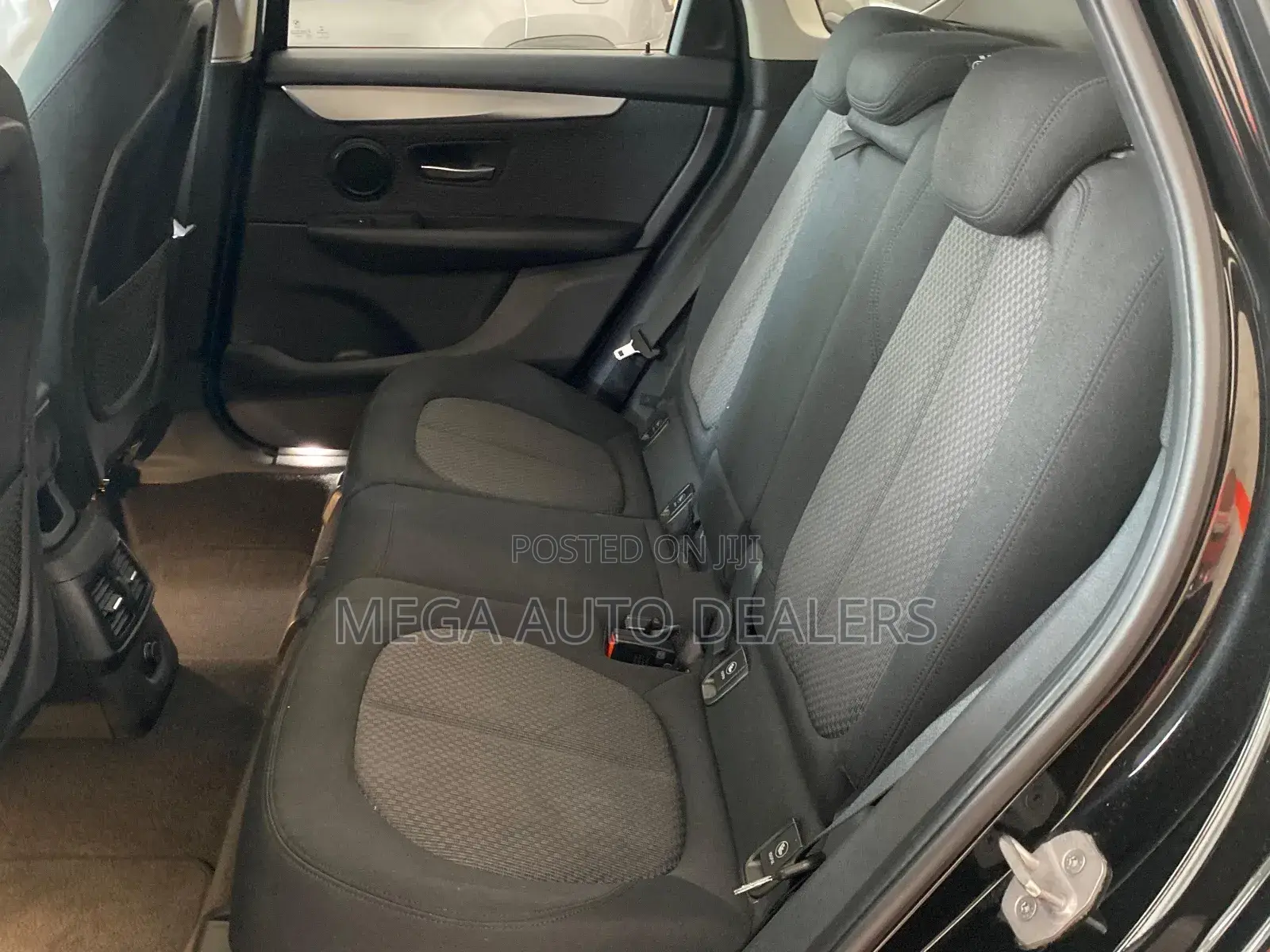 BMW 218i 2018 Black