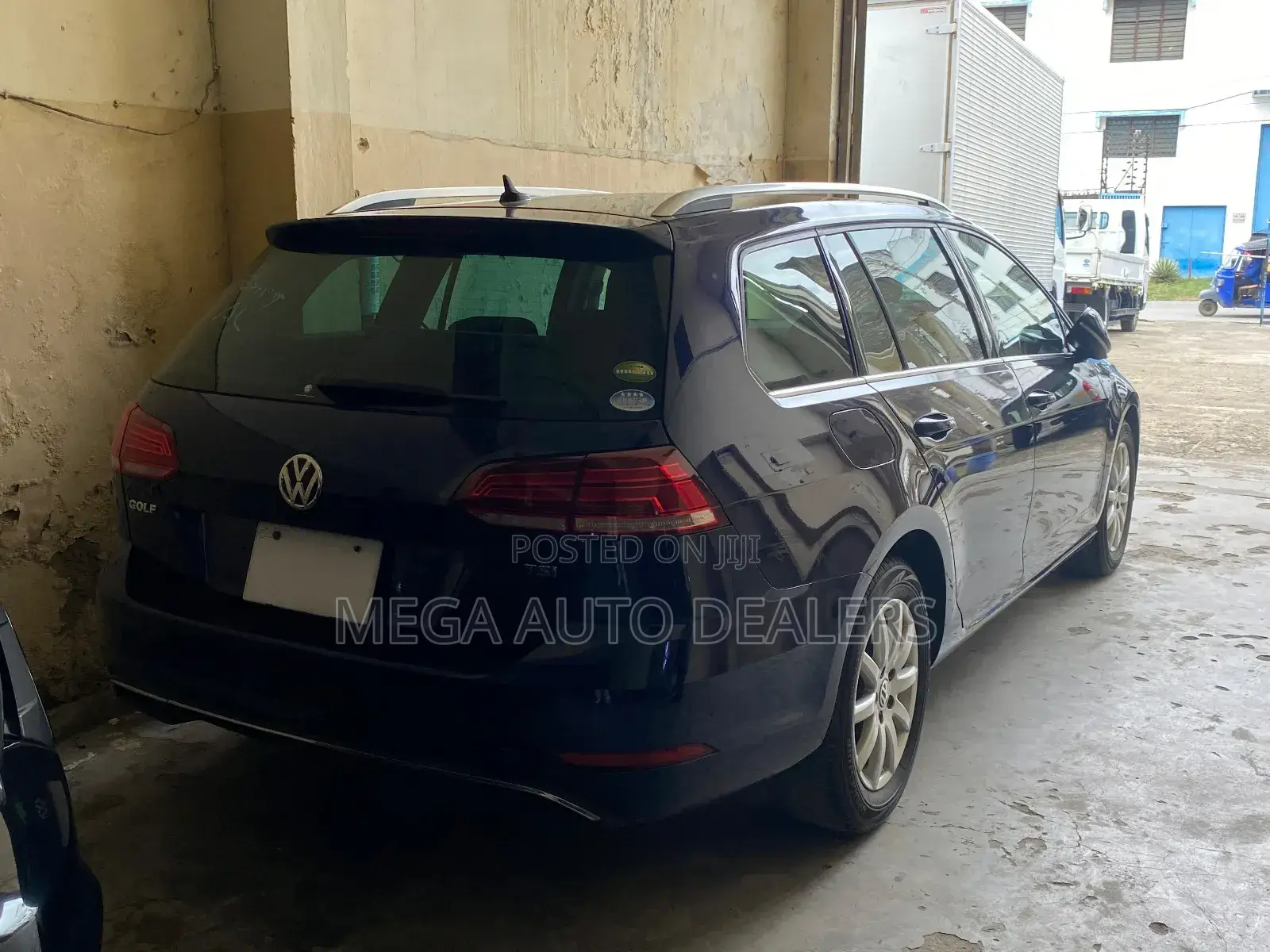 Volkswagen Golf 2018 Blue