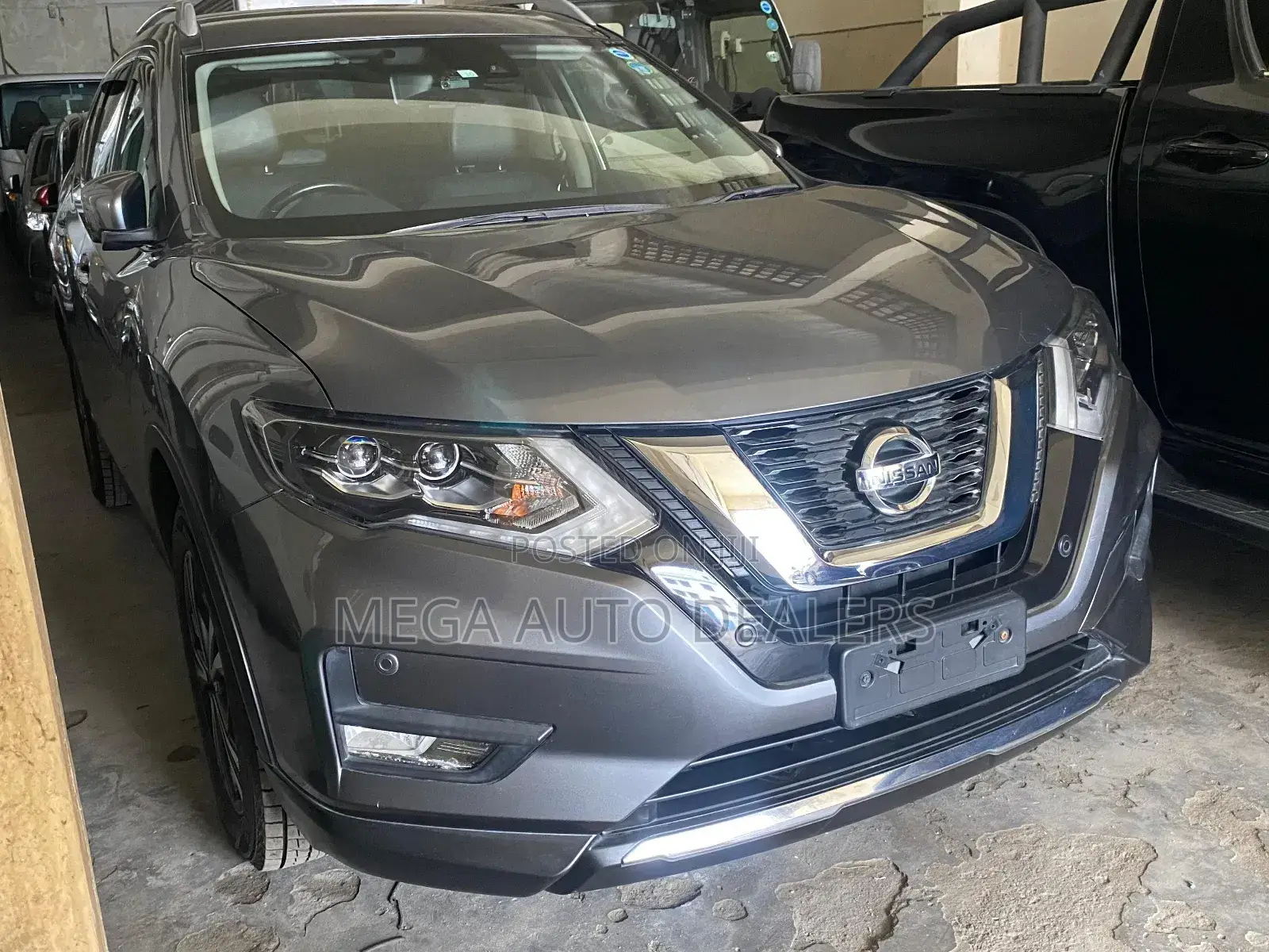 Nissan X-Trail 2018 Gray