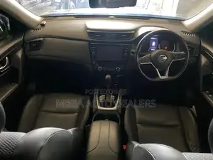 Nissan X-Trail 2018 Gray