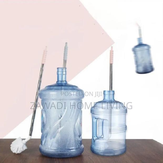 Water Bottle Brush