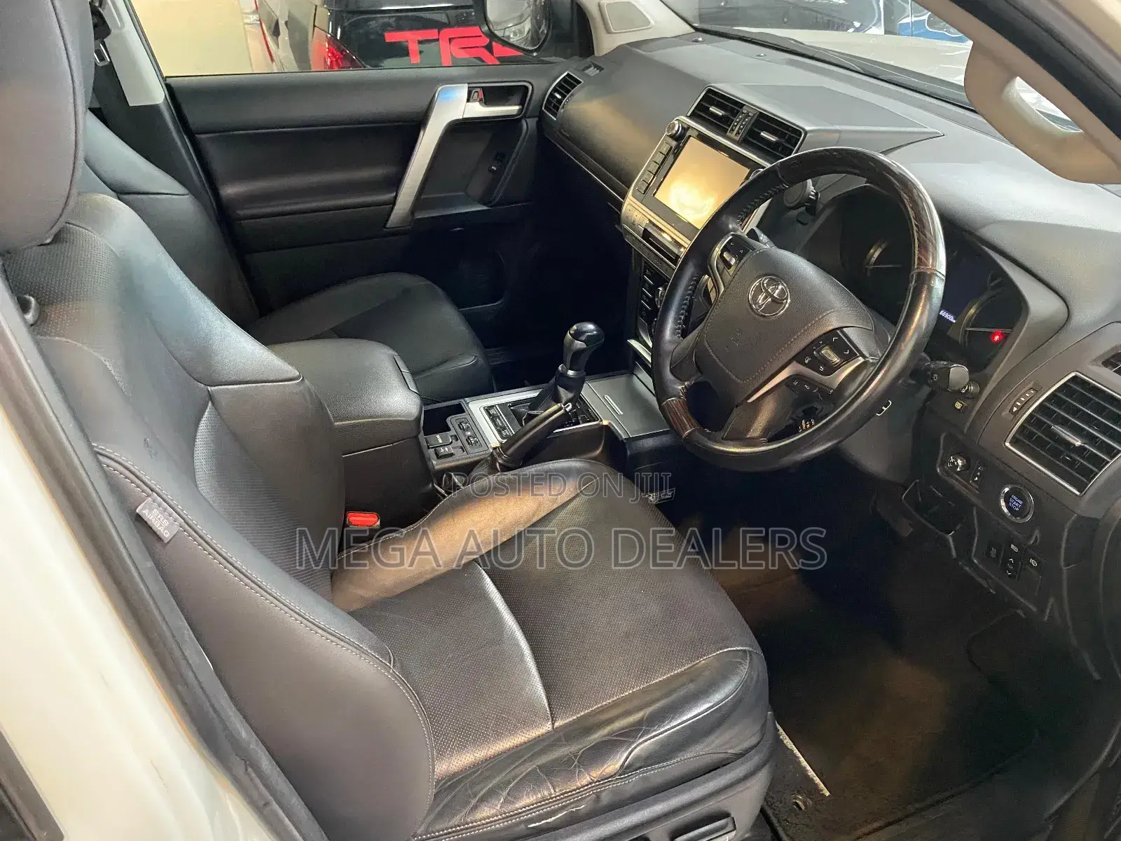 Toyota Land Cruiser Prado 2018 White