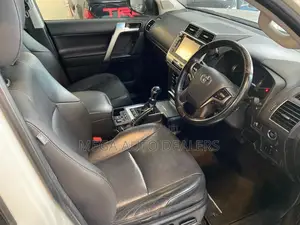 Toyota Land Cruiser Prado 2018 White