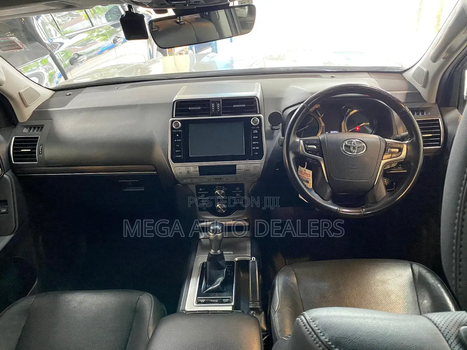 Toyota Land Cruiser Prado 2018 White