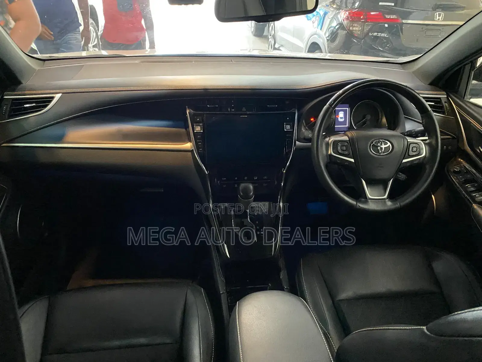 Toyota Harrier 2018 White