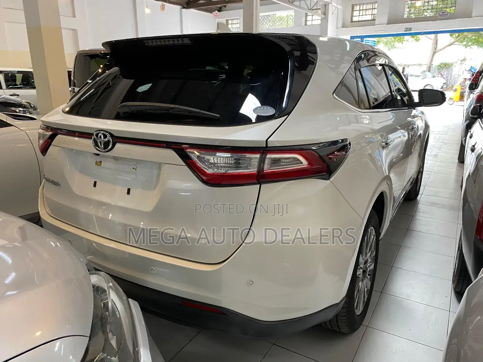 Toyota Harrier 2018 White