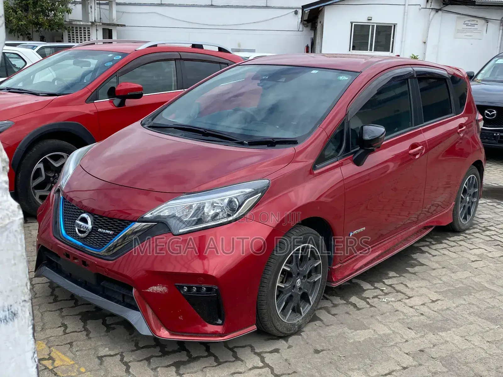 Nissan Note 2018 Red
