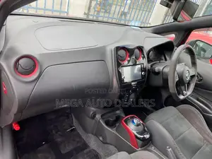 Nissan Note 2018 Red