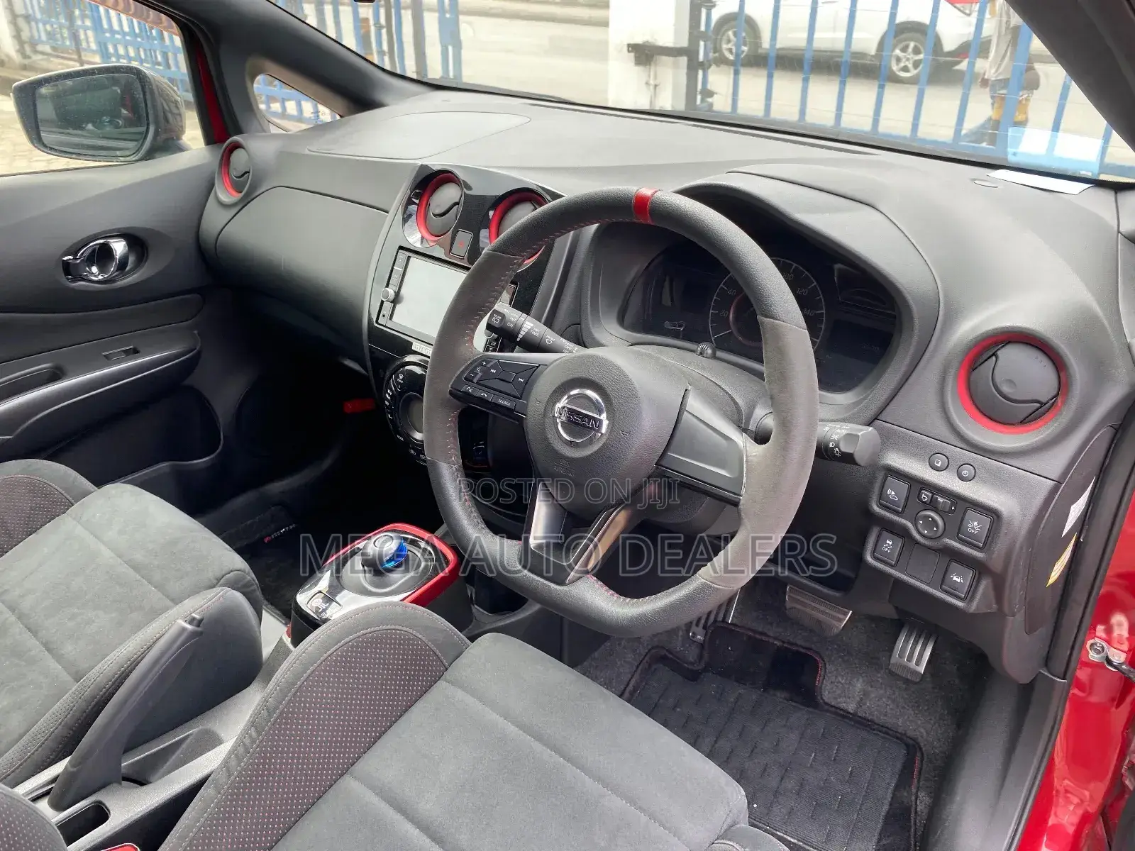Nissan Note 2018 Red