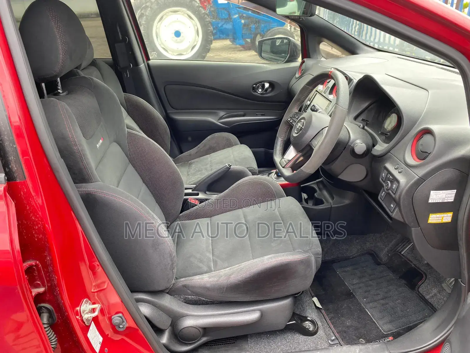 Nissan Note 2018 Red