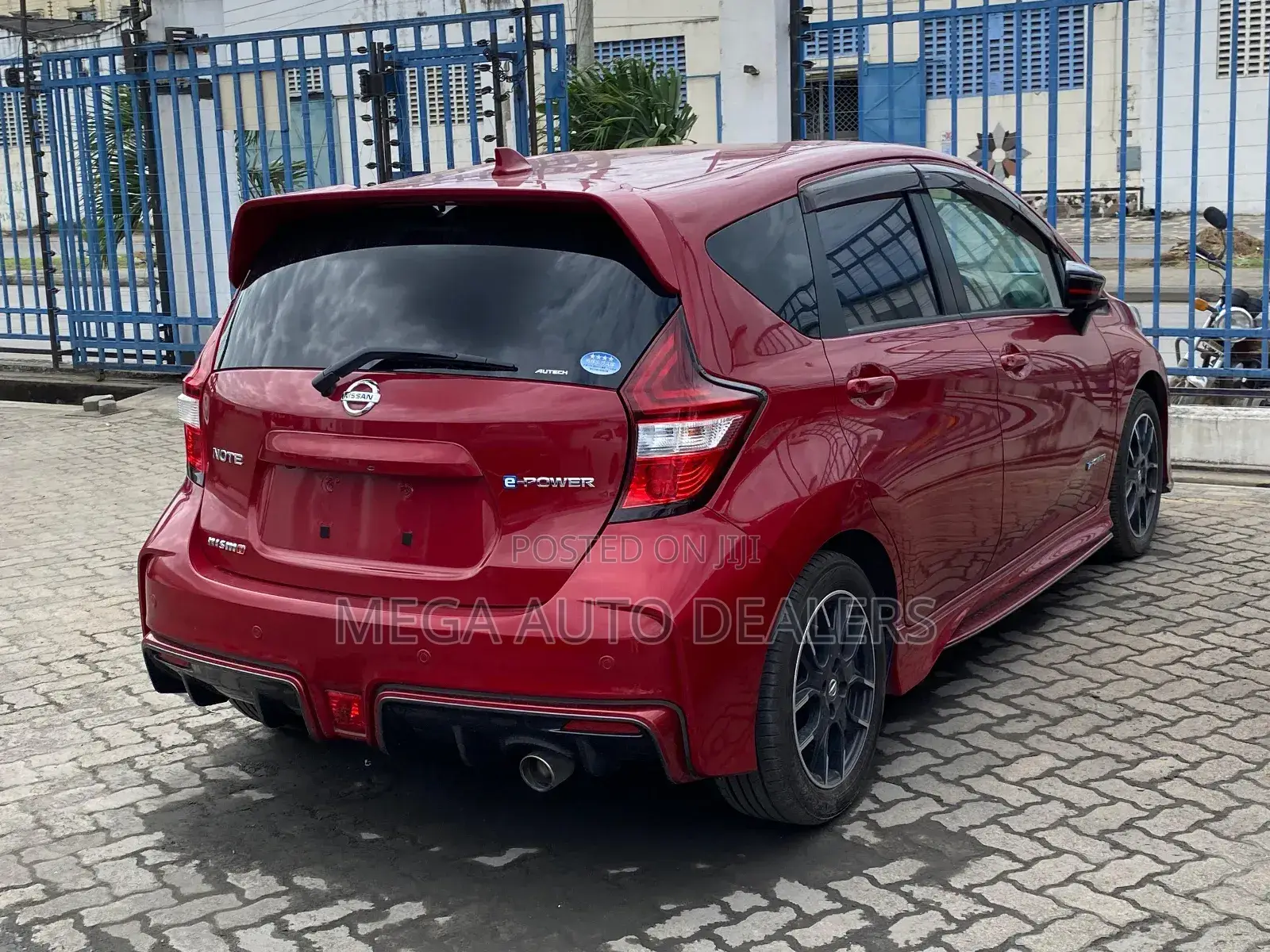Nissan Note 2018 Red