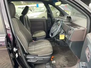 Toyota Spade 2018 Black