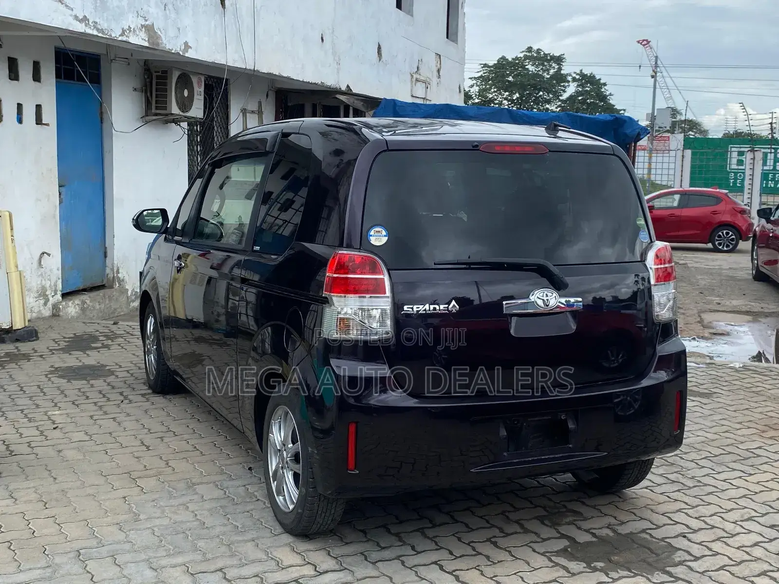 Toyota Spade 2018 Black
