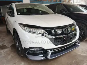 Honda Vezel 2018 White