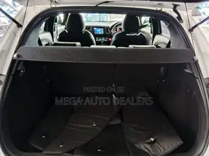Honda Vezel 2018 White