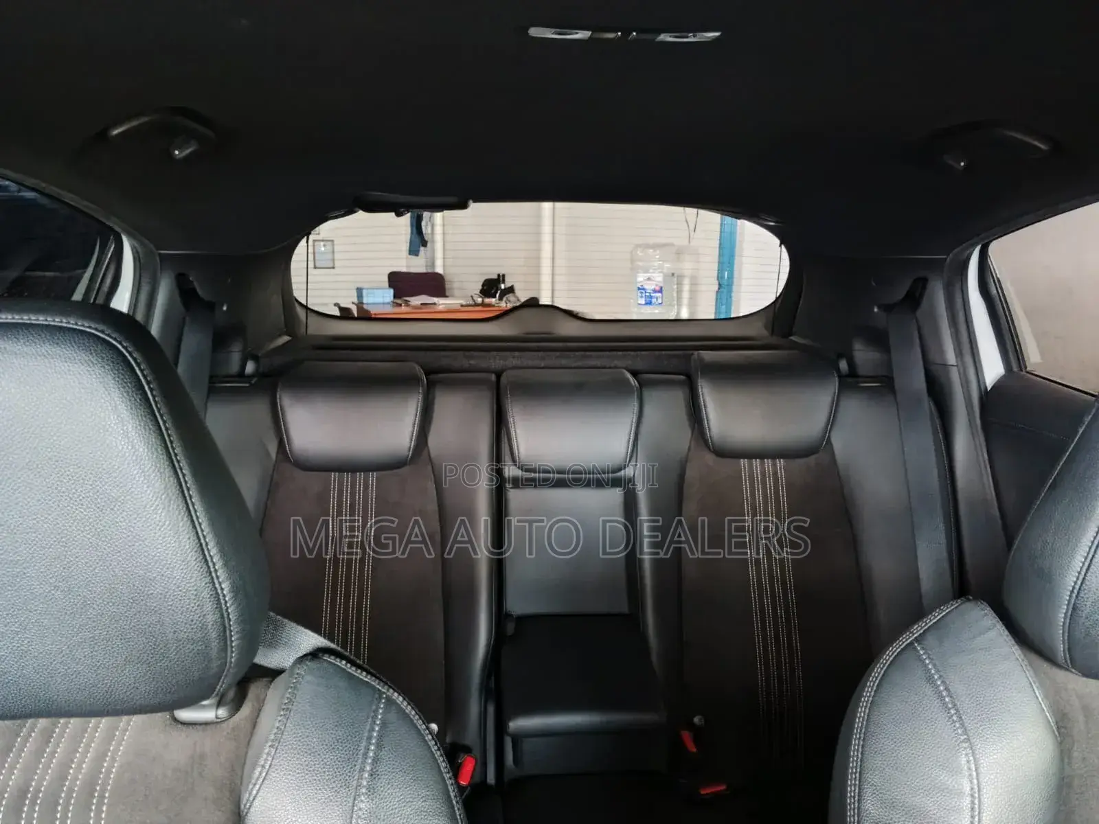 Honda Vezel 2018 White