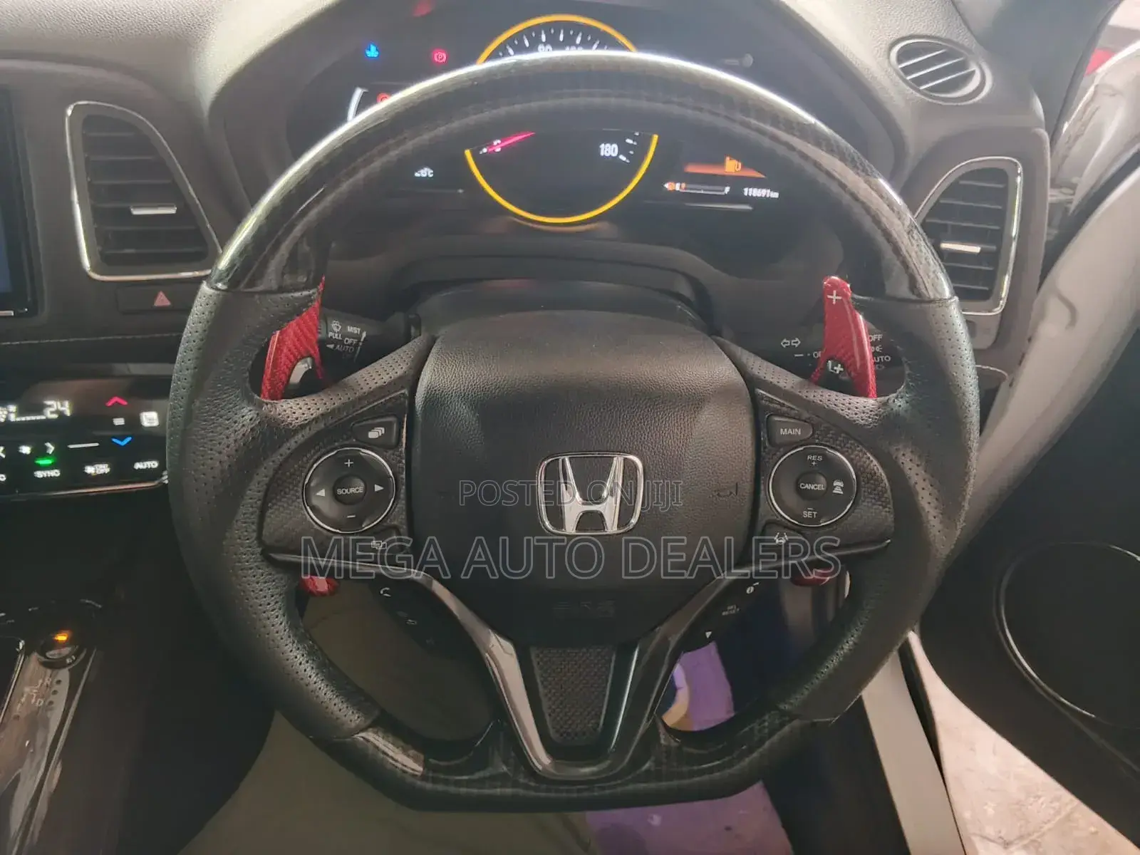 Honda Vezel 2018 White