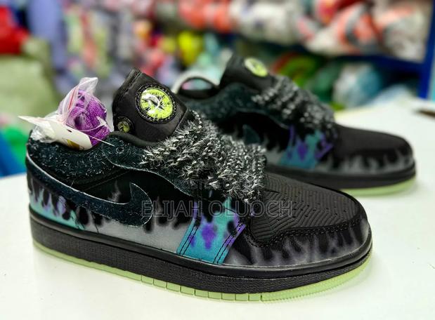 Air Jordan 1 'Fortune Fly Glow in the Dark'  38-45