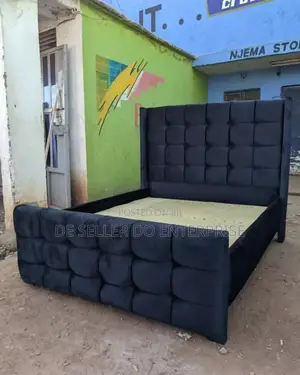 Black Bed 5*6 Chester