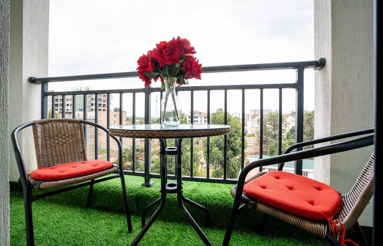 Airbnb Studio Apartment in Ruaka