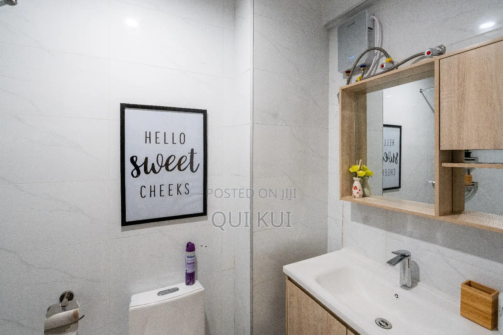 Airbnb Studio Apartment in Ruaka