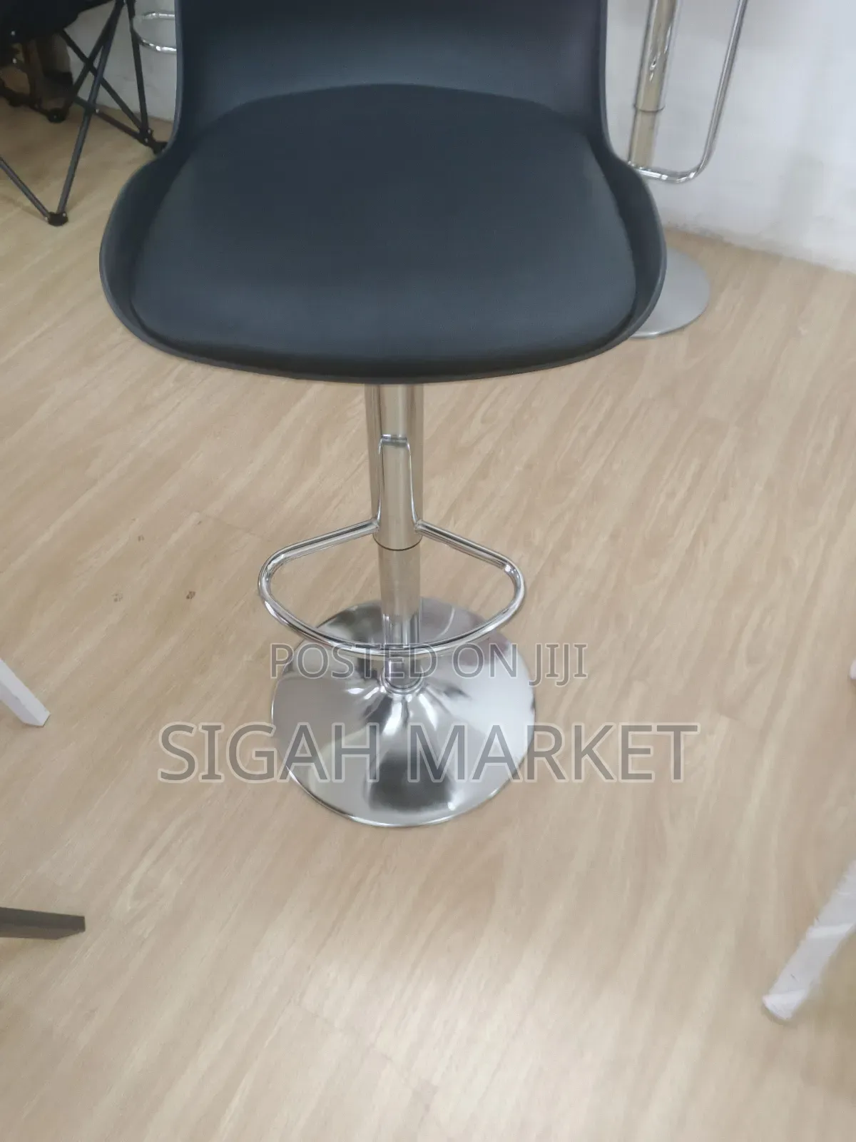 Morden Bar Stools Stool Available