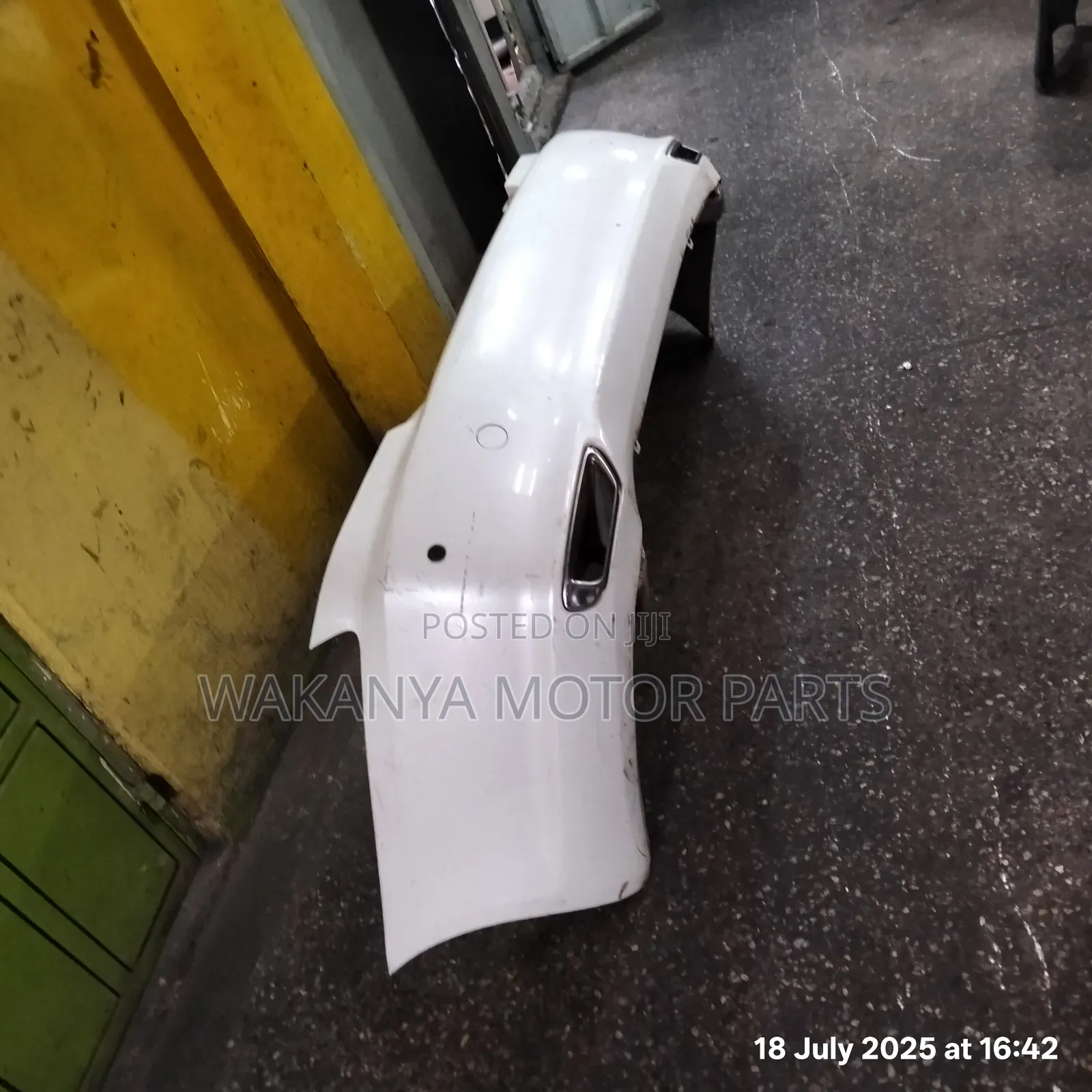 Toyota Mark X Grx120 Rear Bumper, Model 2005/2008. Ex Japan