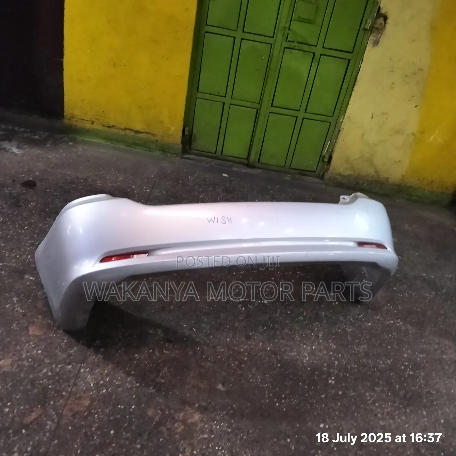 Toyota Wish 2005/2008 Rear Bumper Complete With Reflectors
