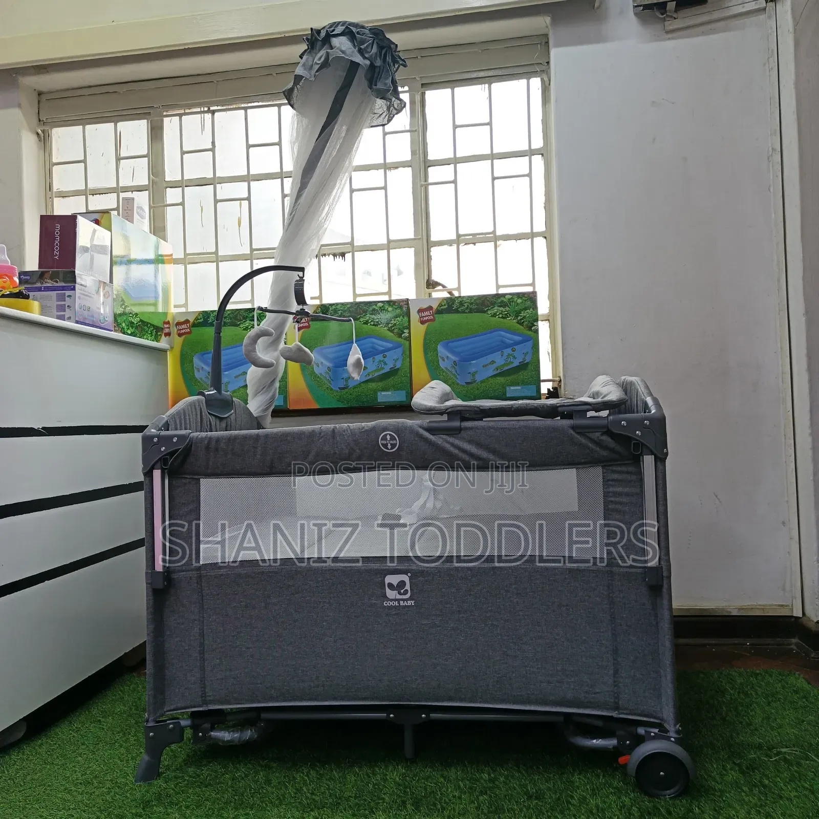 2 in 1 Bedside Crib / Playpen