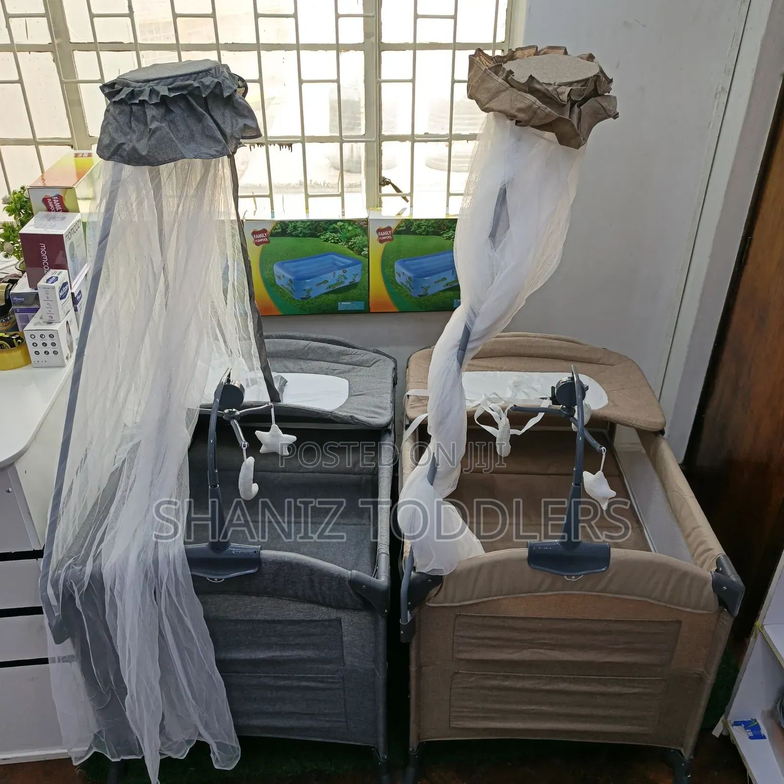 Cosleeper With Changing Pad Hanging Toys