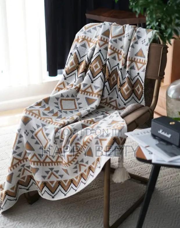 *Nordic Bohemian Knitted Throw Blankets With Tassels* - thumbnail 2