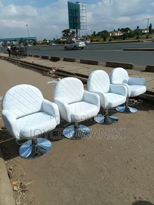 White Salon Hydraulic Chairs, Adjustable 