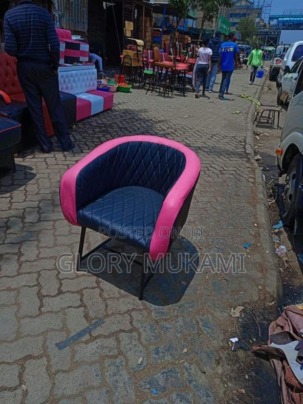 Black Pink Manicure Chairs
