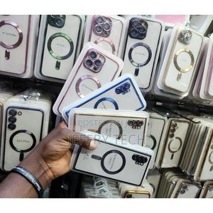 iPhone 13 Pro – Transparent Blue Magnetic Case With Magsafe - thumbnail 2