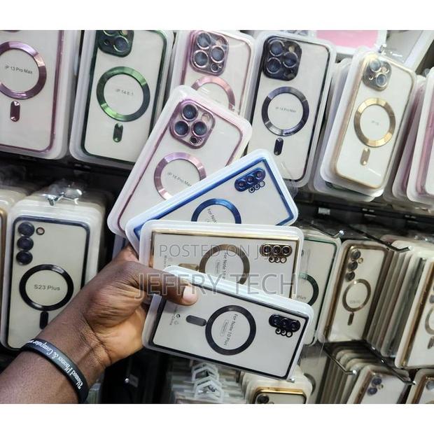 iPhone 13 Pro – Transparent Blue Magnetic Case With Magsafe - main view