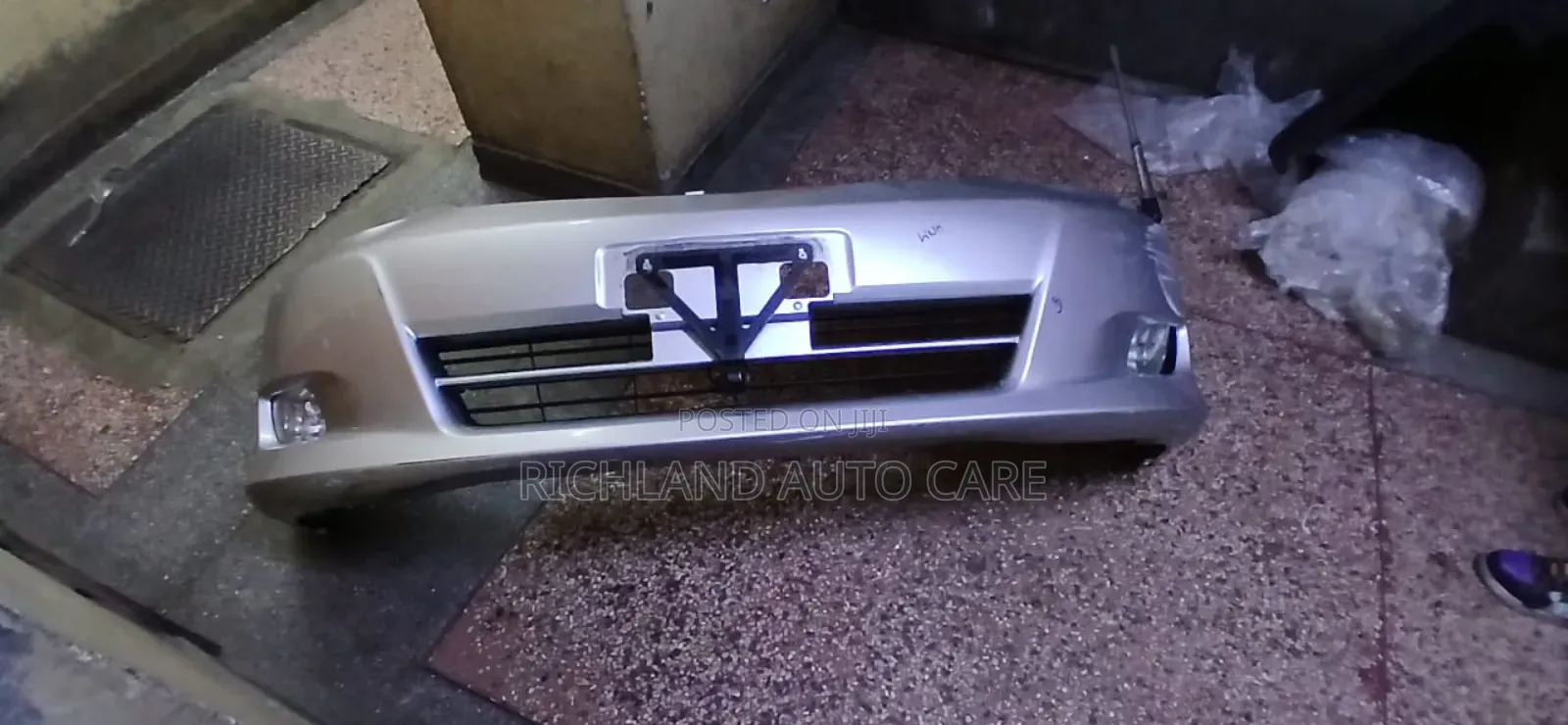 Toyota Wish Front Bumper 2005 Model